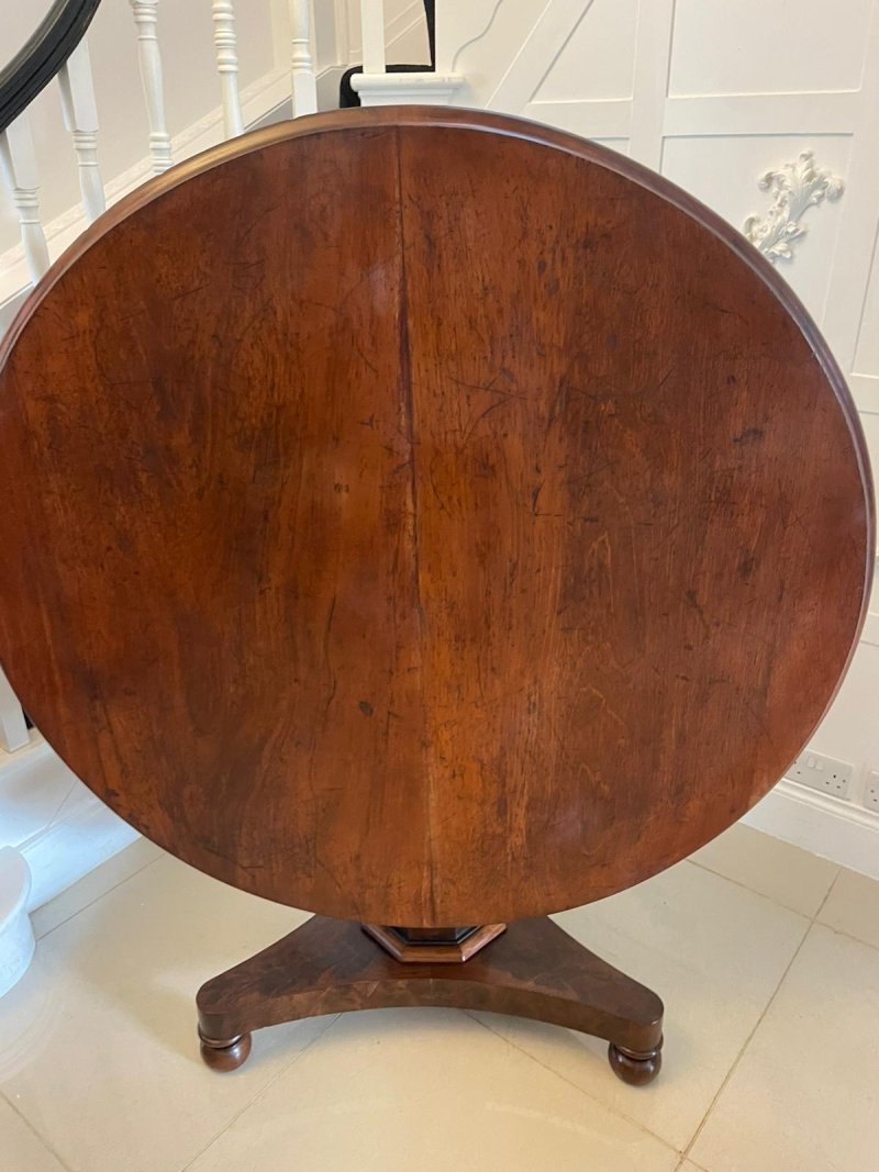 Antique Victorian Quality Figured Mahogany Circular Dining Table - Image 5